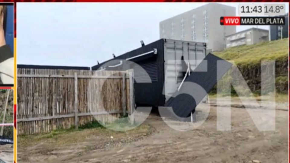 (12176)